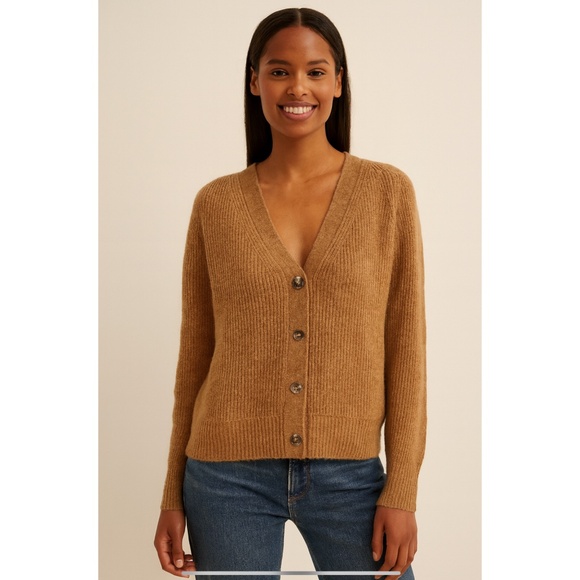J MCLAUGHLIN ISHITA CARDIGAN SLIGHT HI LO BABY ALPACA WOOL BUTTON FRONT V NECK S - Picture 1 of 11